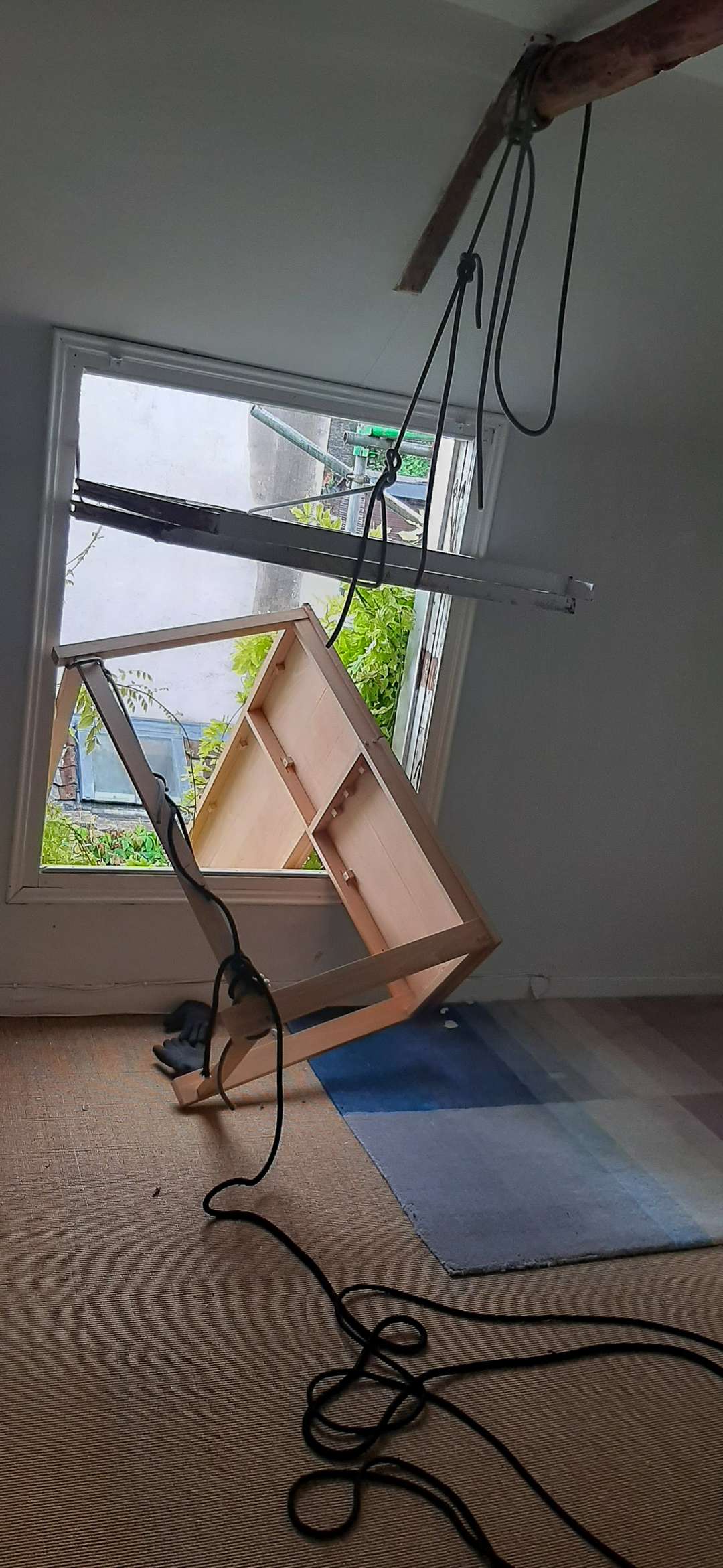 Painless Removals team navigating a narrow Montpelier street during a house move