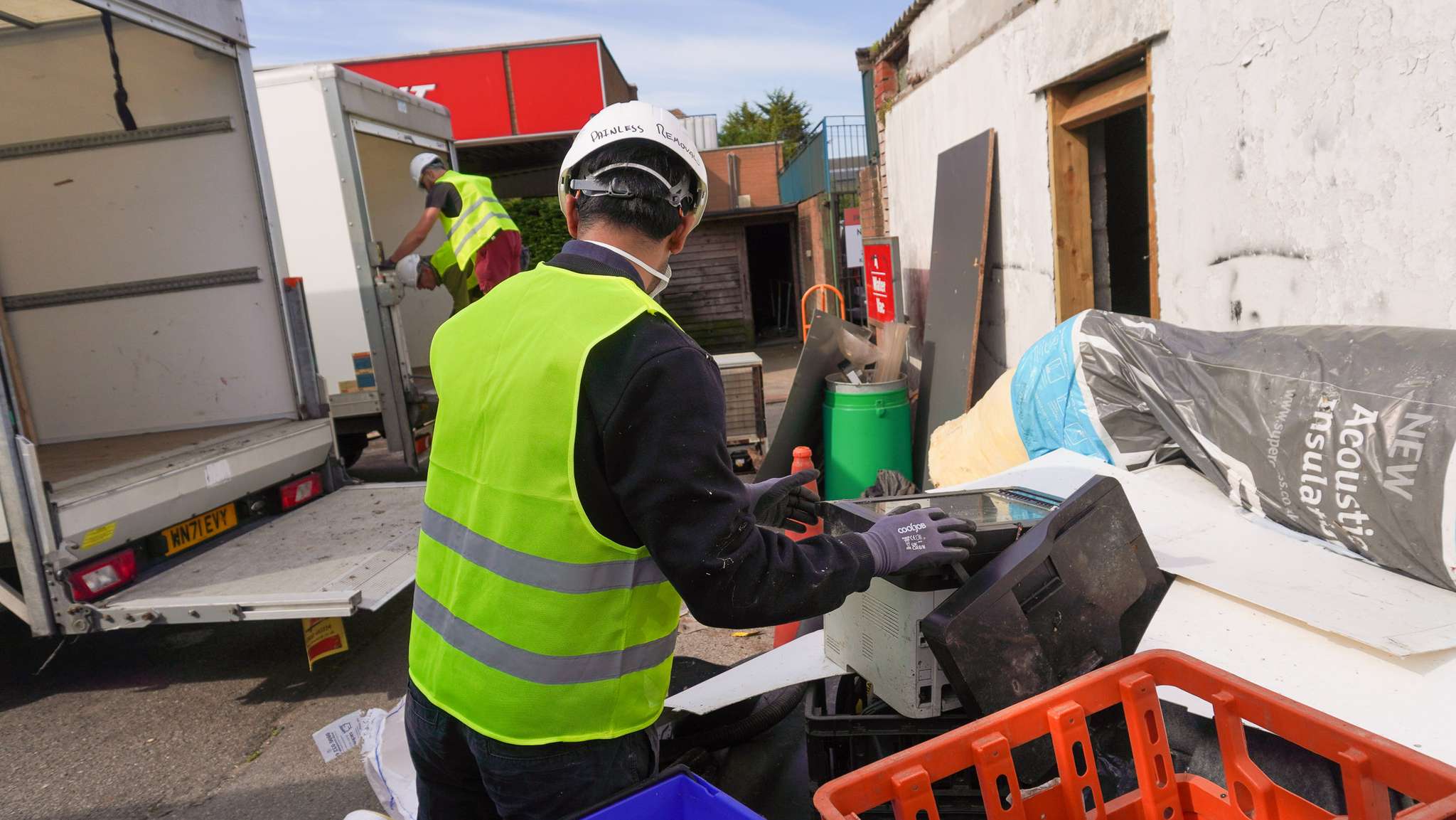 Make the Best of Your Unwanted Belongings